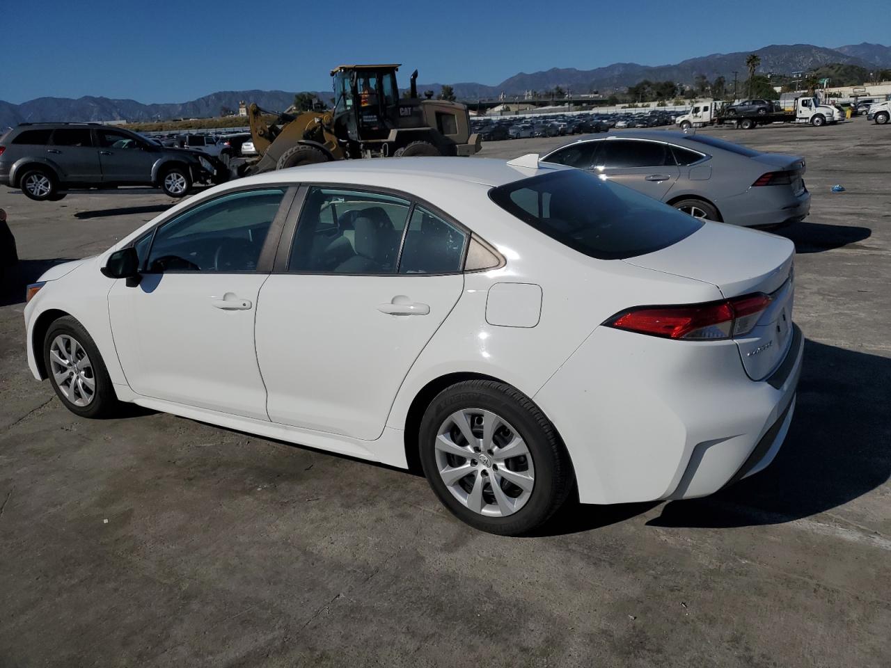 Photo 1 VIN: 5YFEPMAE0MP256217 - TOYOTA COROLLA 