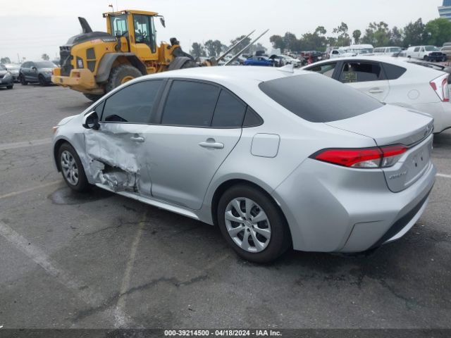 Photo 2 VIN: 5YFEPMAE0MP256458 - TOYOTA COROLLA 