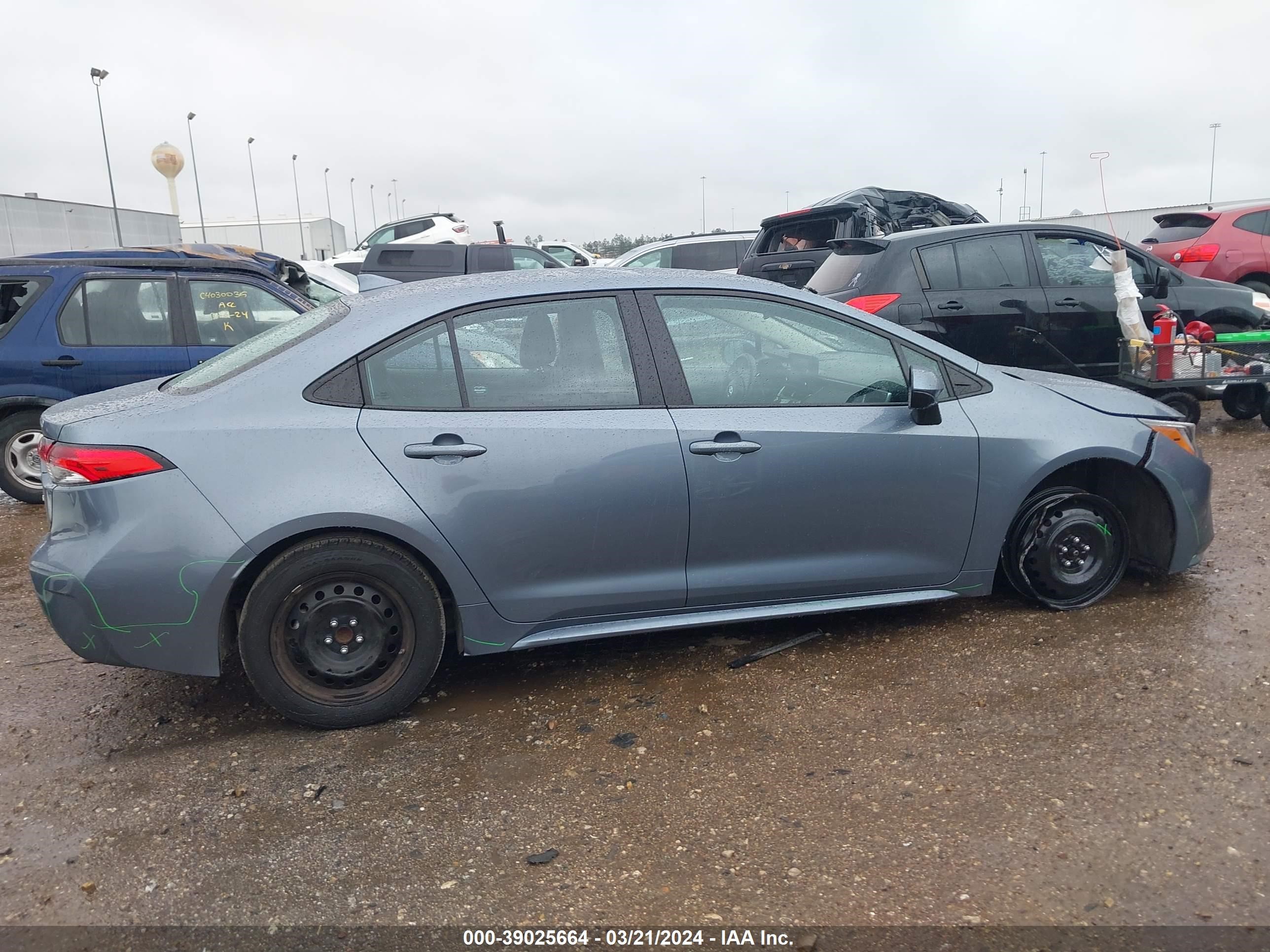 Photo 12 VIN: 5YFEPMAE0NP340667 - TOYOTA COROLLA 