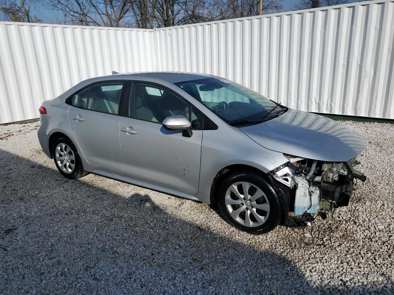 Photo 3 VIN: 5YFEPMAE1MP204644 - TOYOTA COROLLA 