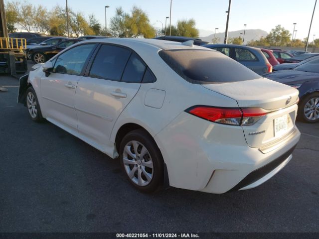 Photo 2 VIN: 5YFEPMAE1MP214302 - TOYOTA COROLLA LE 