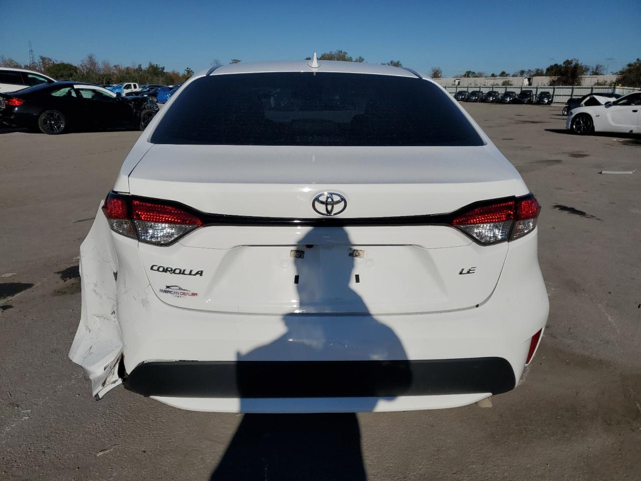 Photo 5 VIN: 5YFEPMAE1MP216244 - TOYOTA COROLLA 