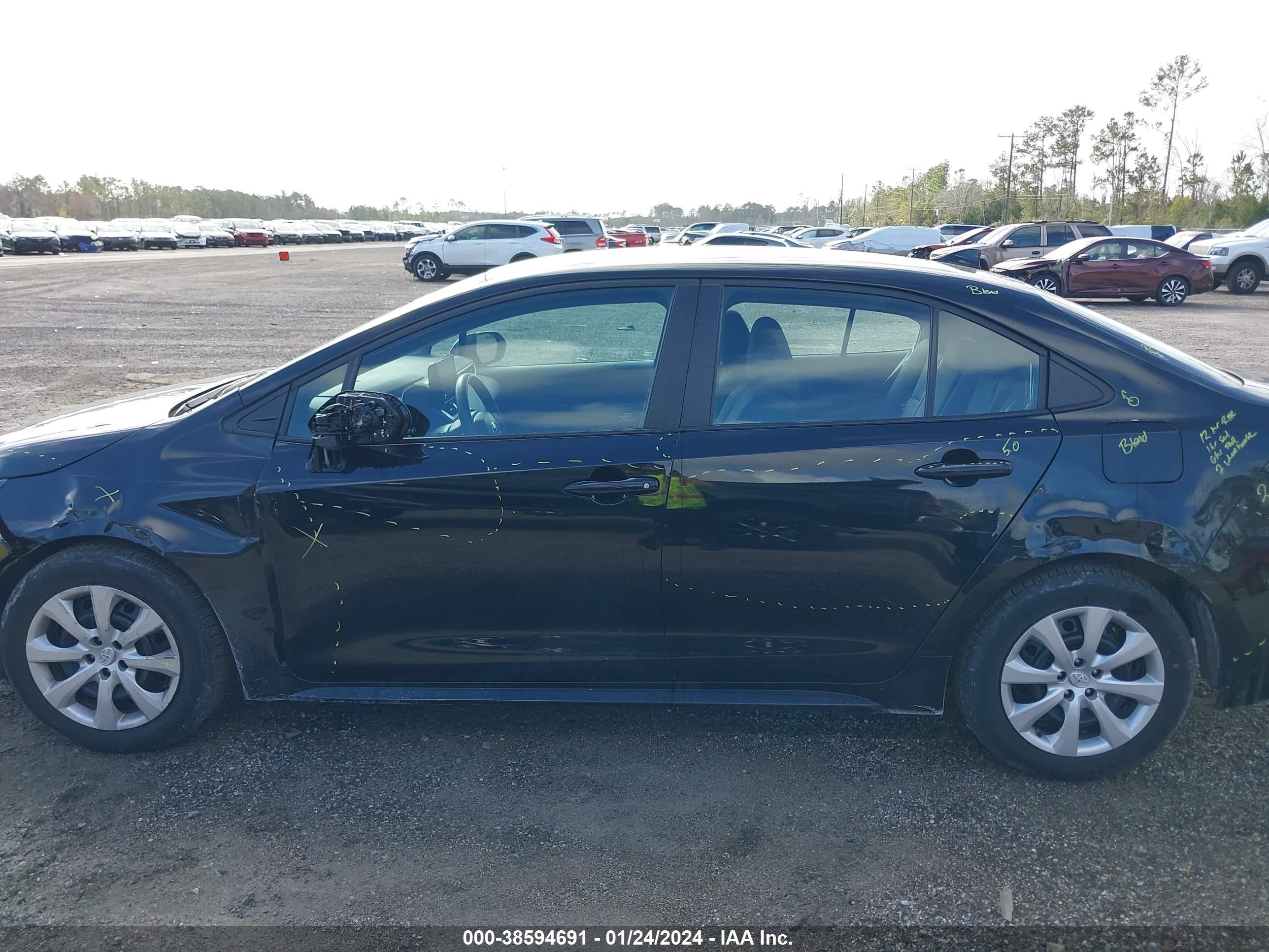 Photo 13 VIN: 5YFEPMAE1NP369174 - TOYOTA COROLLA 