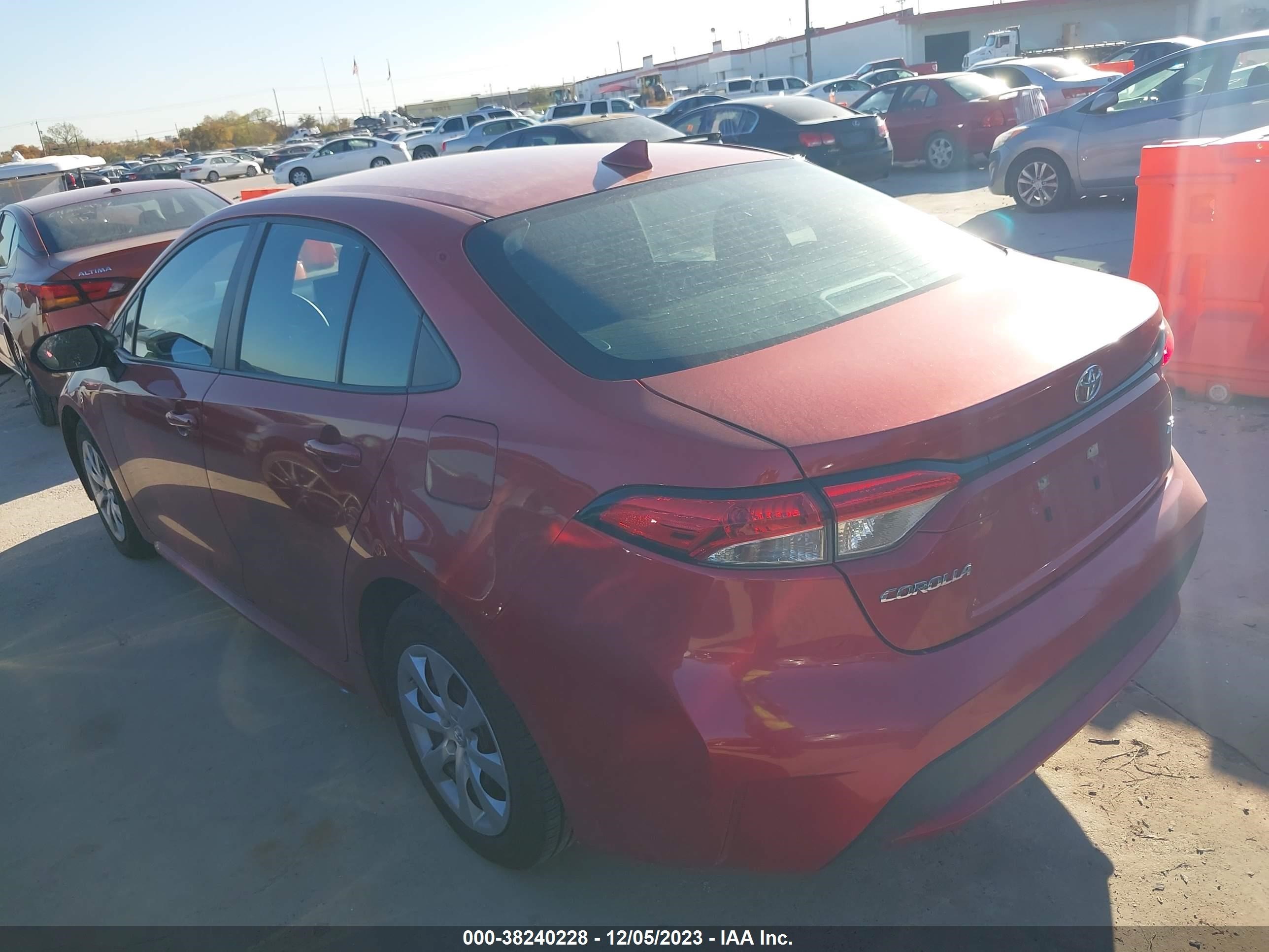 Photo 2 VIN: 5YFEPMAE3MP214804 - TOYOTA COROLLA 