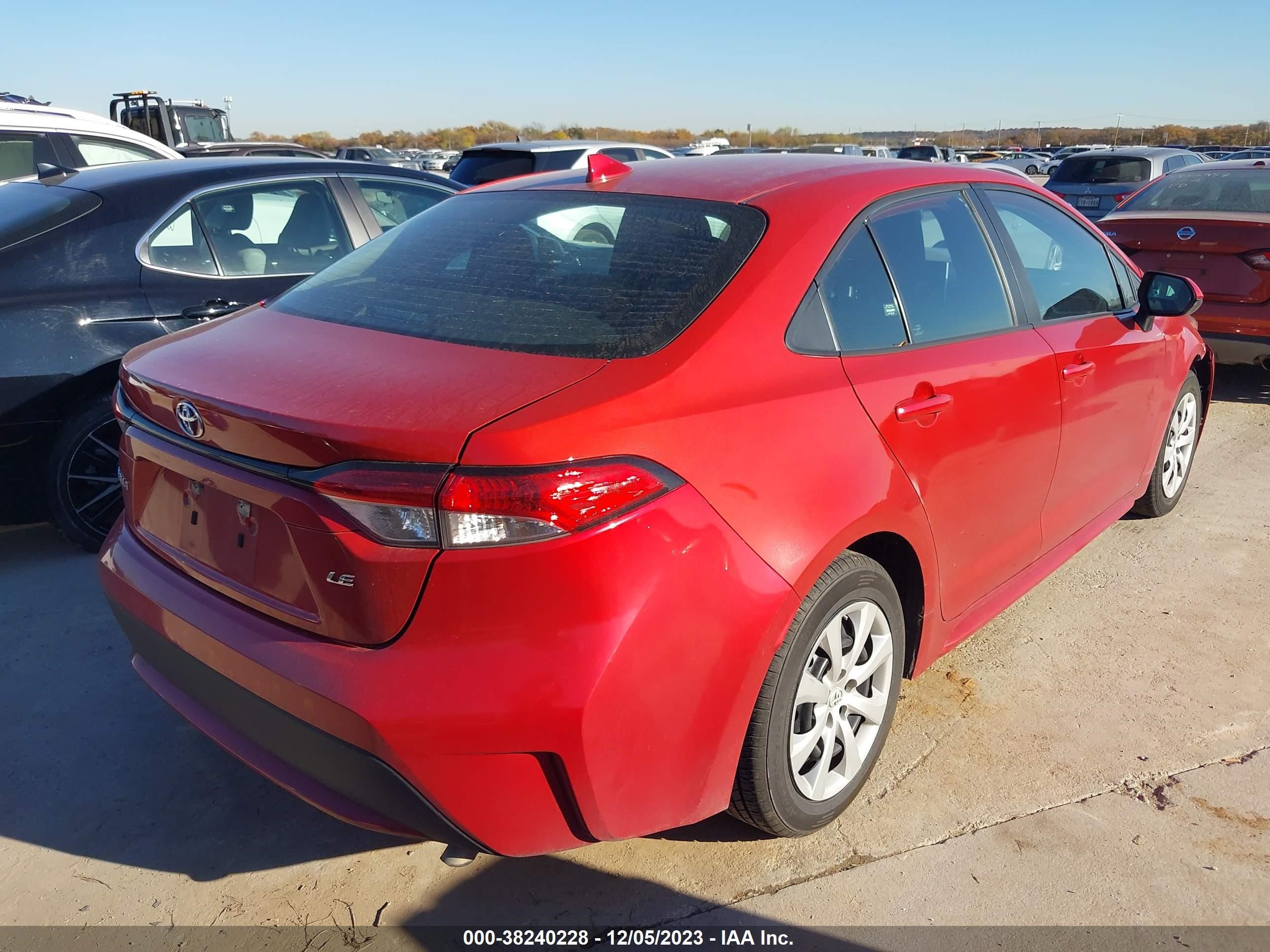 Photo 3 VIN: 5YFEPMAE3MP214804 - TOYOTA COROLLA 