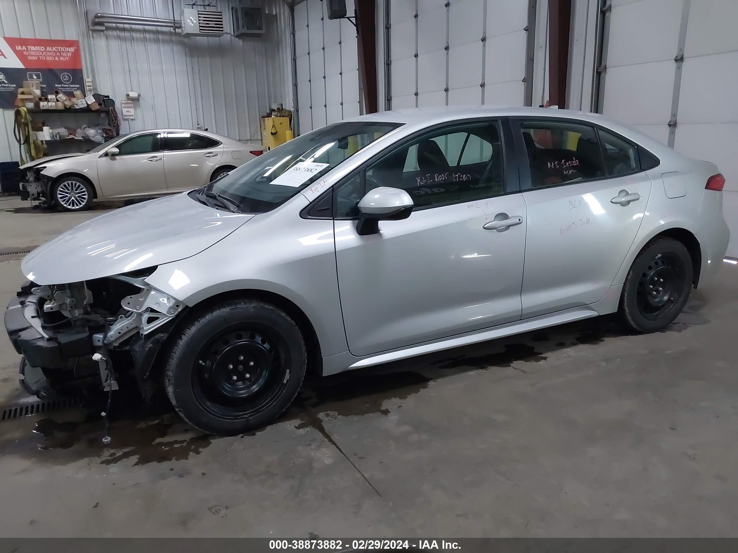 Photo 14 VIN: 5YFEPMAE3MP254669 - TOYOTA COROLLA 
