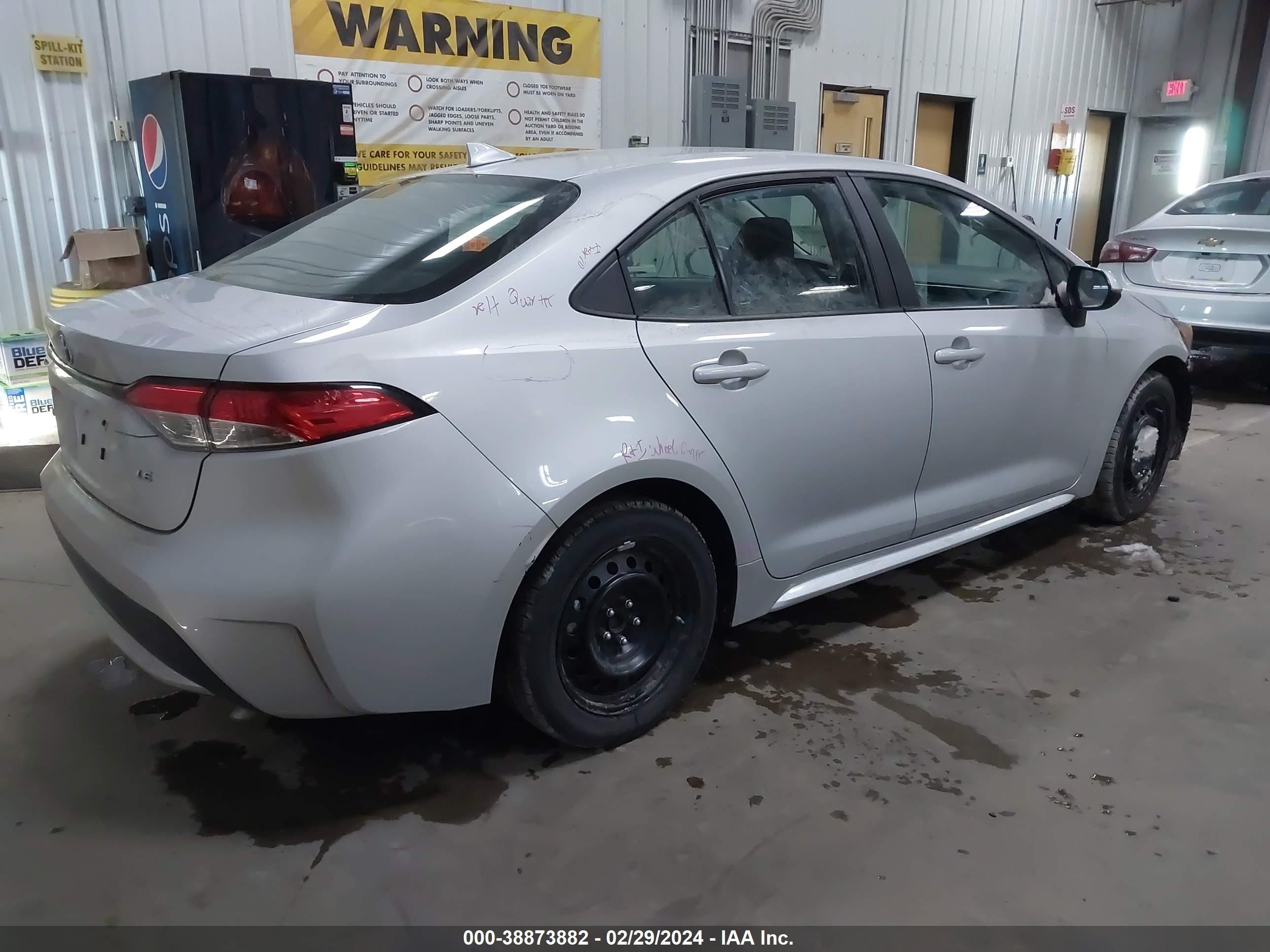 Photo 3 VIN: 5YFEPMAE3MP254669 - TOYOTA COROLLA 
