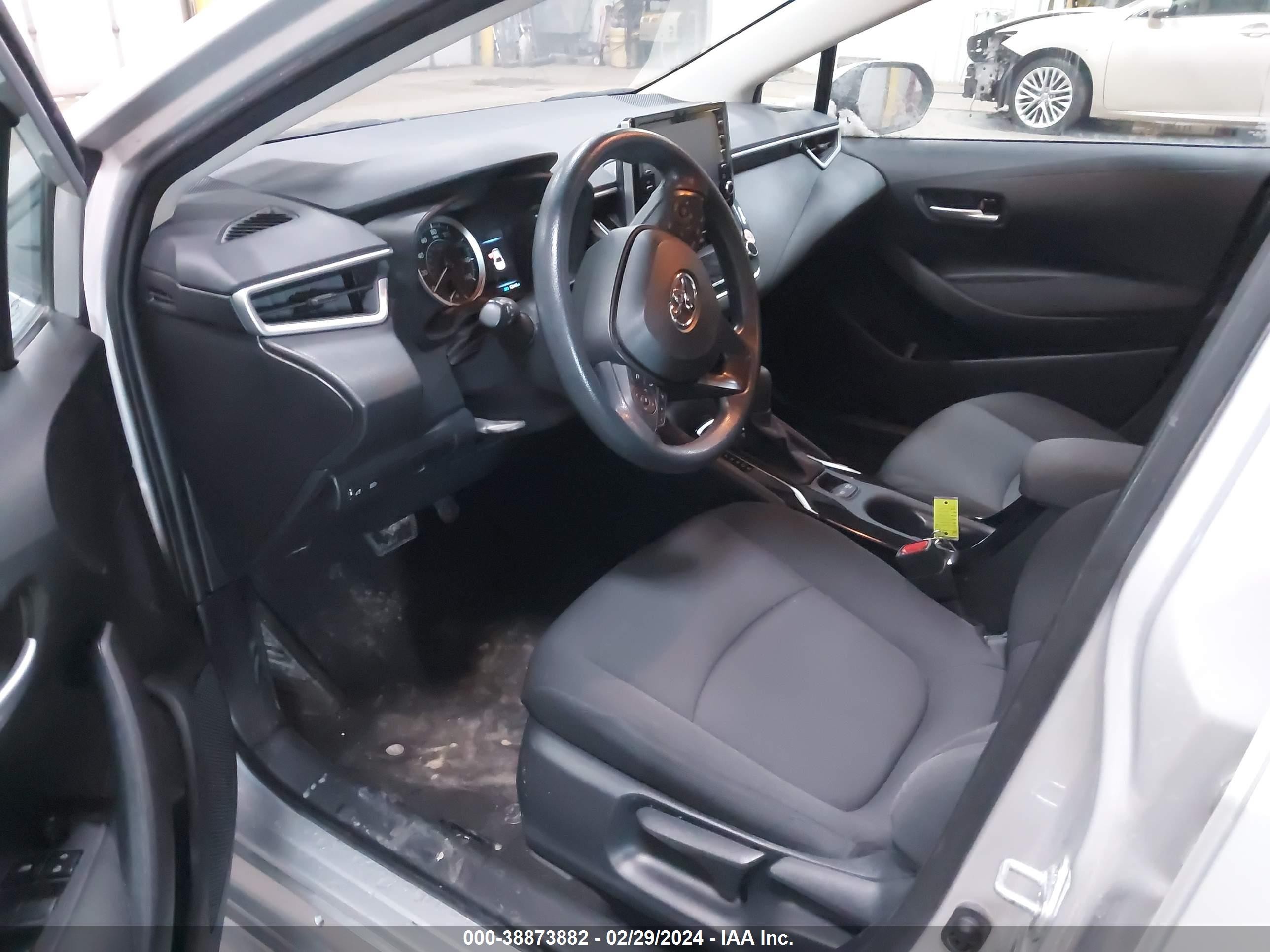 Photo 4 VIN: 5YFEPMAE3MP254669 - TOYOTA COROLLA 