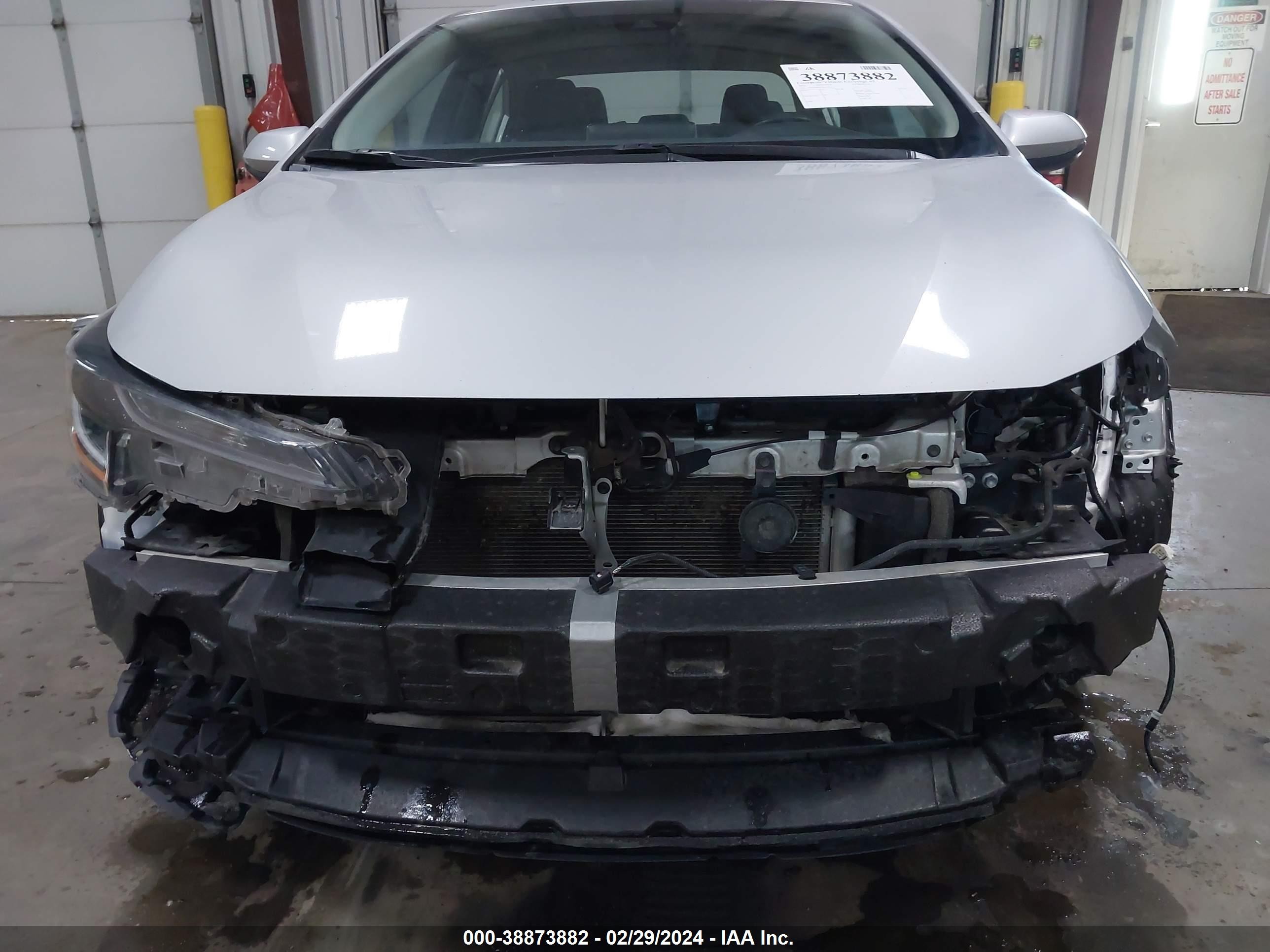 Photo 5 VIN: 5YFEPMAE3MP254669 - TOYOTA COROLLA 