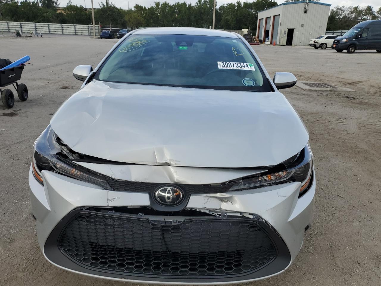 Photo 4 VIN: 5YFEPMAE3NP303418 - TOYOTA COROLLA 