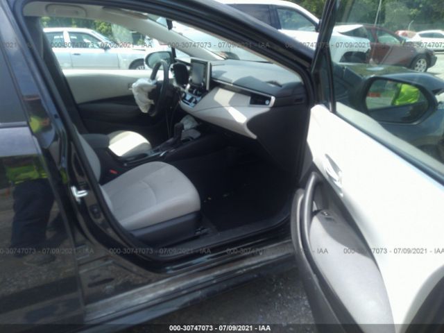 Photo 4 VIN: 5YFEPMAE4MP166665 - TOYOTA COROLLA 