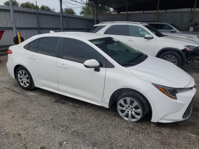 Photo 3 VIN: 5YFEPMAE4MP245687 - TOYOTA COROLLA LE 