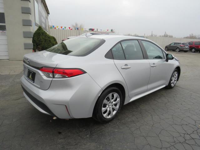 Photo 2 VIN: 5YFEPMAE4MP250596 - TOYOTA COROLLA 