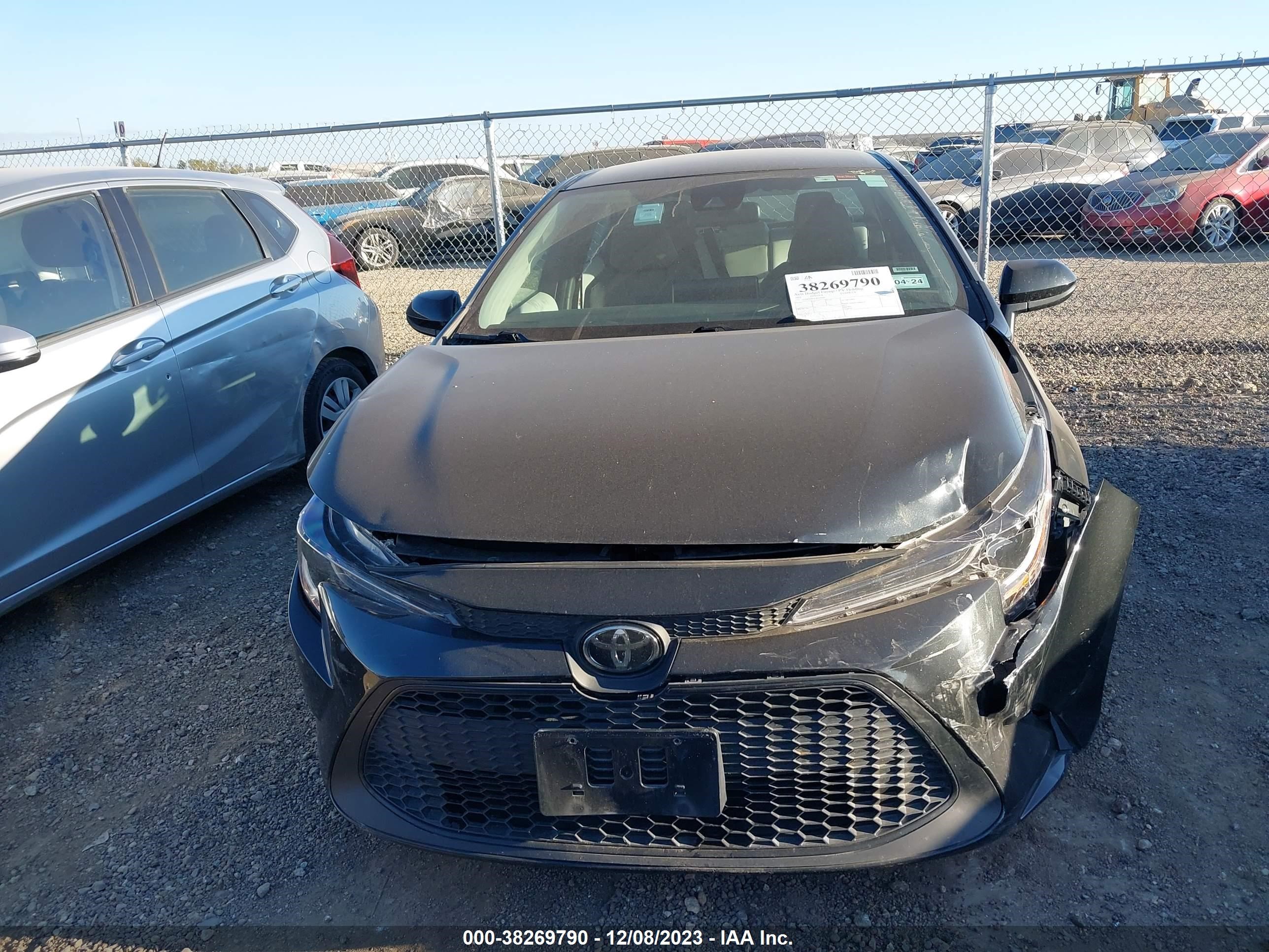 Photo 11 VIN: 5YFEPMAE4NP329400 - TOYOTA COROLLA 