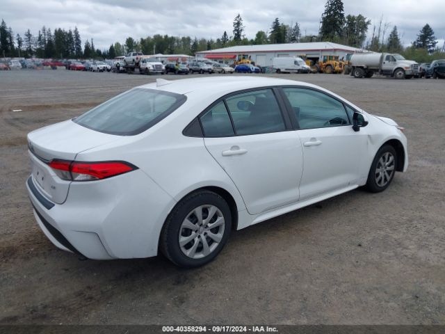 Photo 3 VIN: 5YFEPMAE5MP147364 - TOYOTA COROLLA 