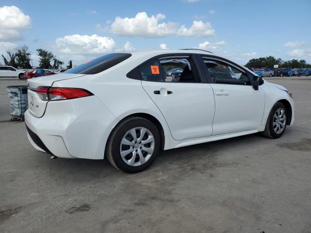 Photo 2 VIN: 5YFEPMAE5MP169851 - TOYOTA COROLLA LE 