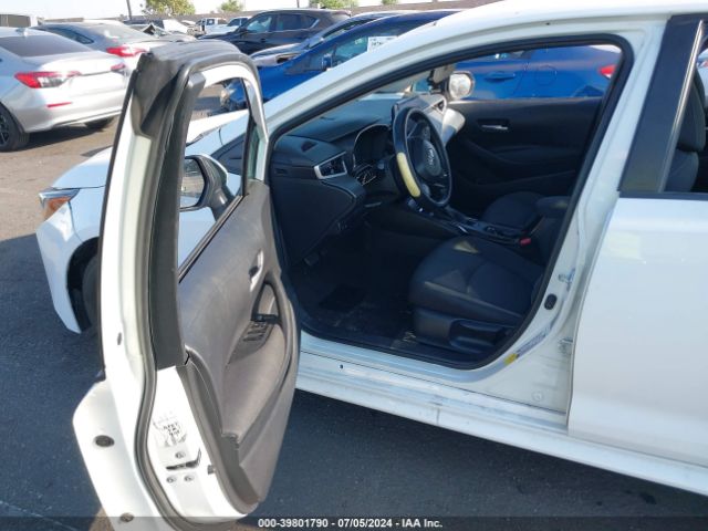 Photo 4 VIN: 5YFEPMAE5MP183524 - TOYOTA COROLLA 