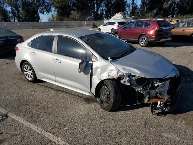 Photo 3 VIN: 5YFEPMAE5MP216232 - TOYOTA COROLLA LE 