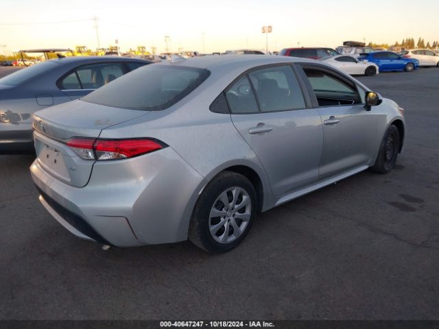 Photo 3 VIN: 5YFEPMAE5MP227635 - TOYOTA COROLLA 