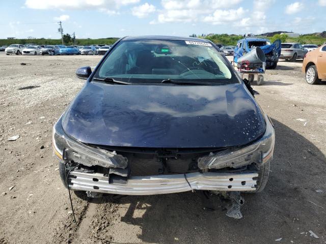 Photo 4 VIN: 5YFEPMAE5NP299968 - TOYOTA COROLLA LE 