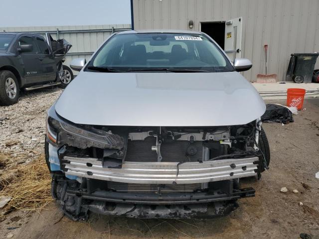 Photo 4 VIN: 5YFEPMAE5NP302030 - TOYOTA COROLLA LE 