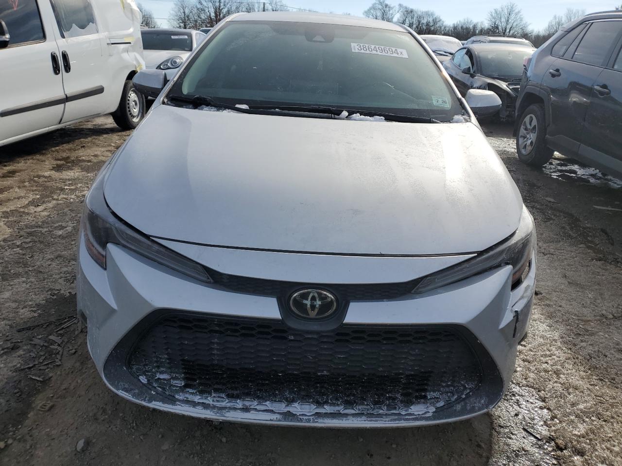 Photo 4 VIN: 5YFEPMAE6MP186108 - TOYOTA COROLLA 