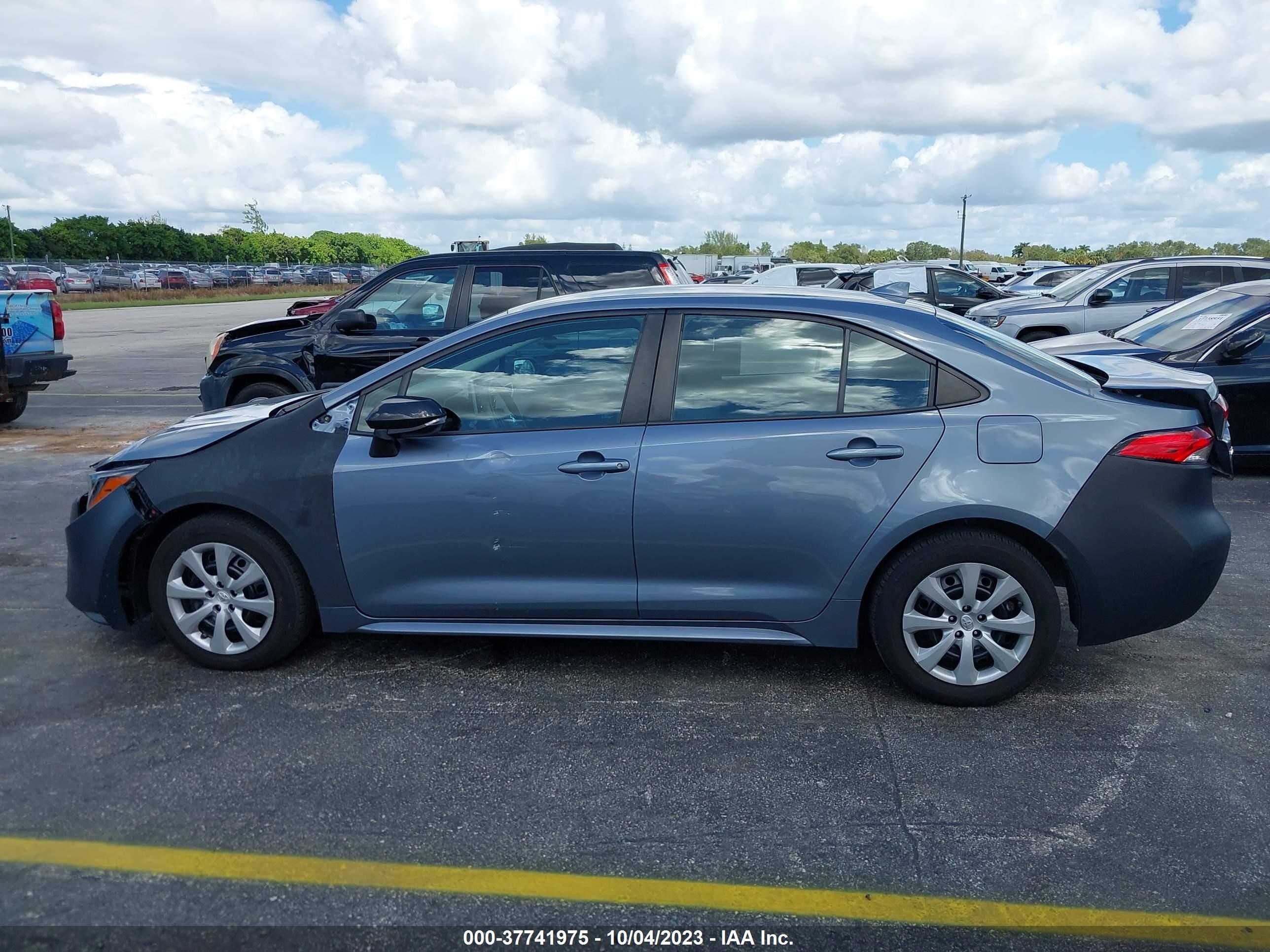 Photo 13 VIN: 5YFEPMAE6MP204087 - TOYOTA COROLLA 