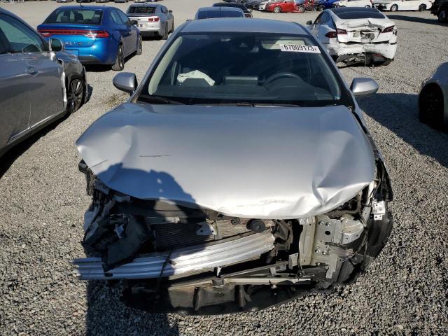 Photo 4 VIN: 5YFEPMAE6MP226316 - TOYOTA COROLLA LE 