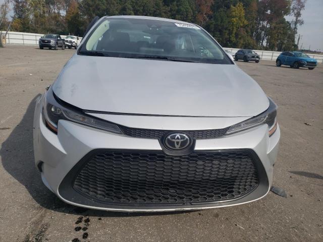 Photo 4 VIN: 5YFEPMAE6NP300643 - TOYOTA COROLLA 