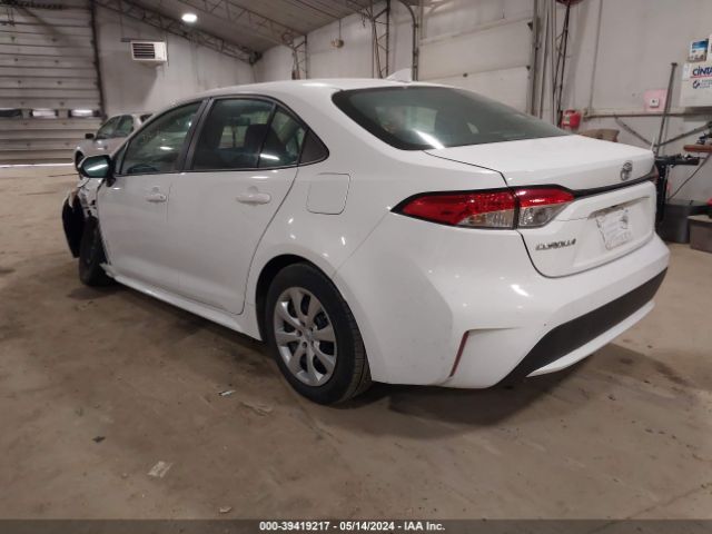 Photo 2 VIN: 5YFEPMAE7MP210223 - TOYOTA COROLLA 