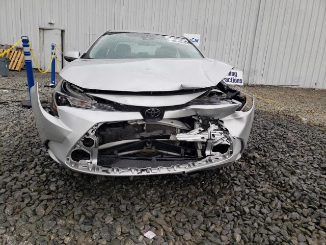 Photo 4 VIN: 5YFEPMAE7MP256845 - TOYOTA COROLLA LE 