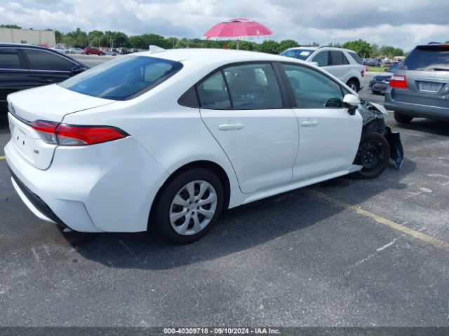 Photo 3 VIN: 5YFEPMAE7NP273274 - TOYOTA COROLLA 