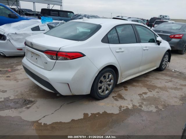 Photo 3 VIN: 5YFEPMAE8MP204740 - TOYOTA COROLLA 