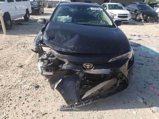 Photo 8 VIN: 5YFEPMAE8MP218413 - TOYOTA COROLLA LE 