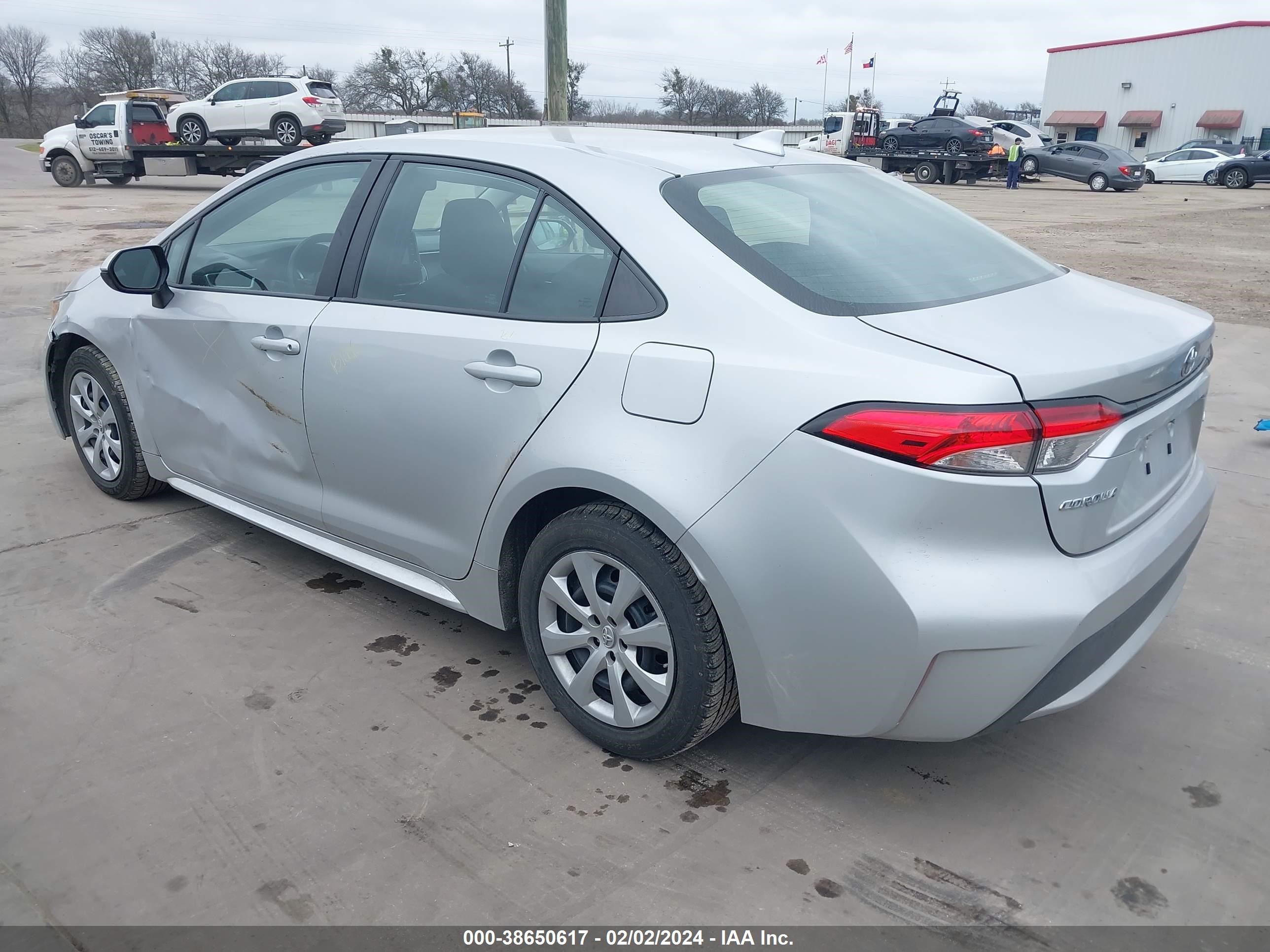 Photo 2 VIN: 5YFEPMAE9MP222650 - TOYOTA COROLLA 