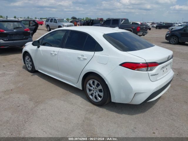 Photo 2 VIN: 5YFEPMAE9MP249962 - TOYOTA COROLLA 