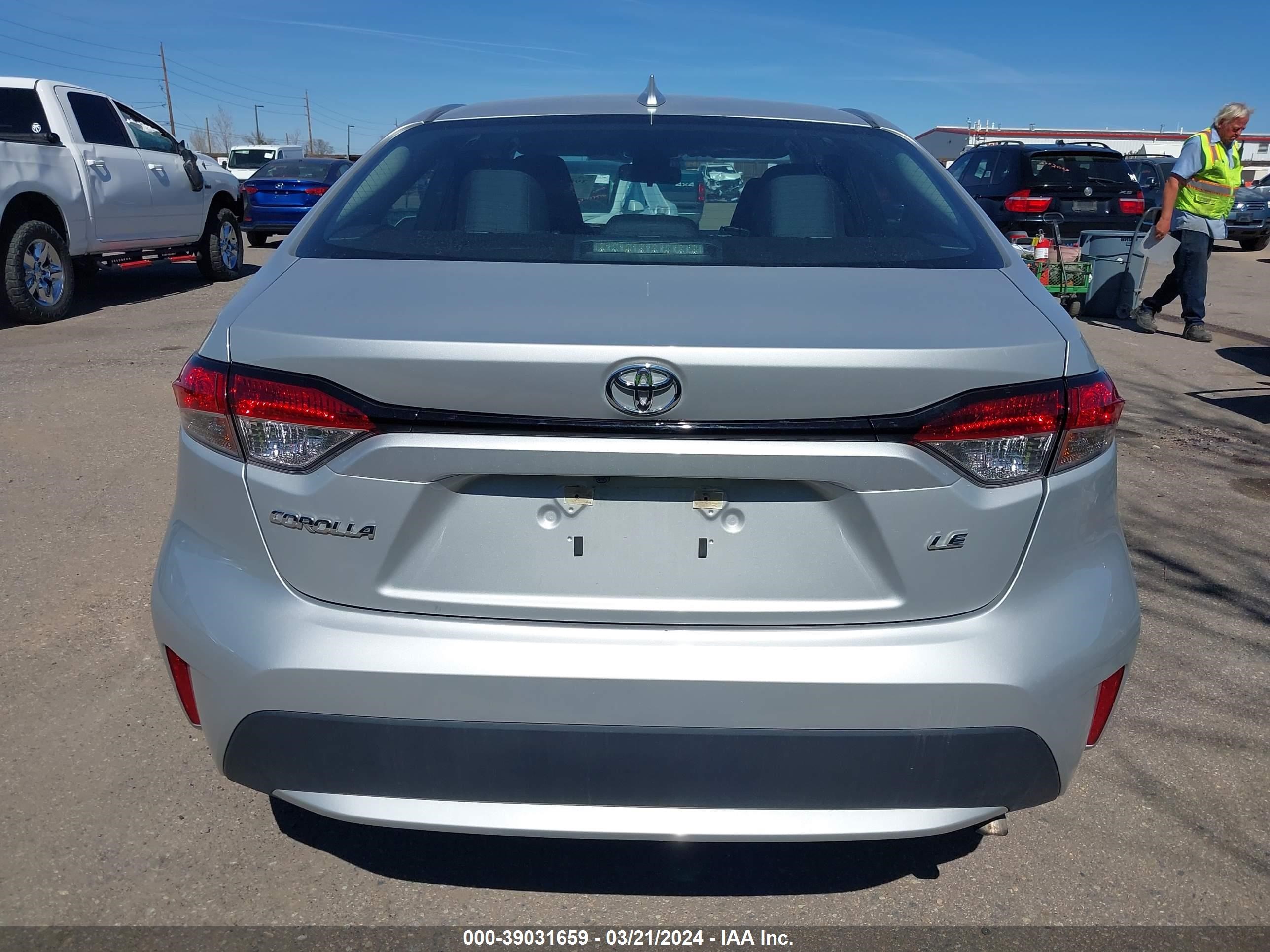 Photo 15 VIN: 5YFEPMAE9NP317923 - TOYOTA COROLLA 