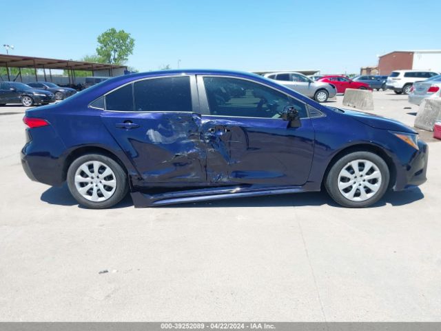 Photo 5 VIN: 5YFEPMAE9NP381086 - TOYOTA COROLLA 