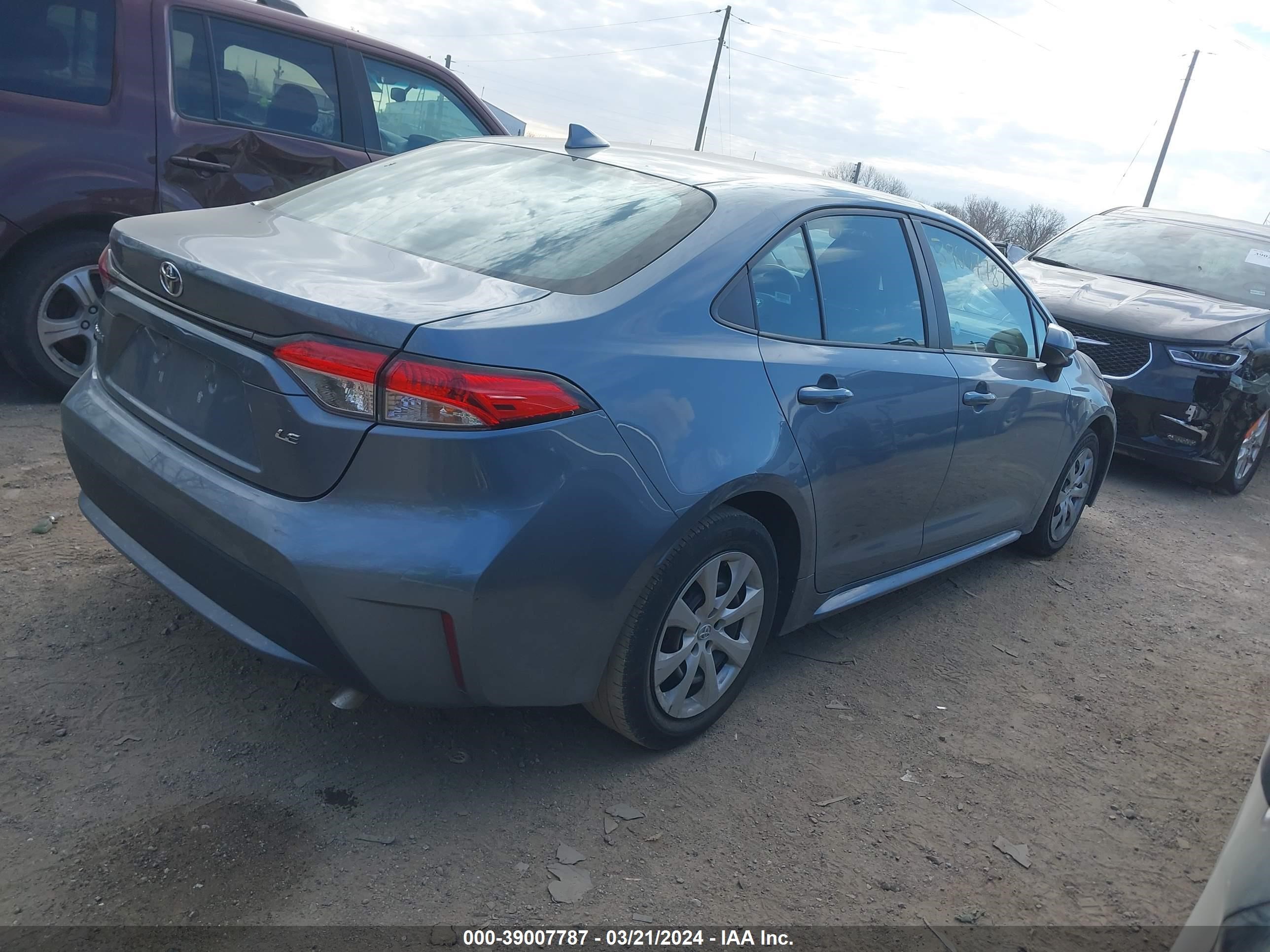 Photo 3 VIN: 5YFEPMAEXMP218865 - TOYOTA COROLLA 