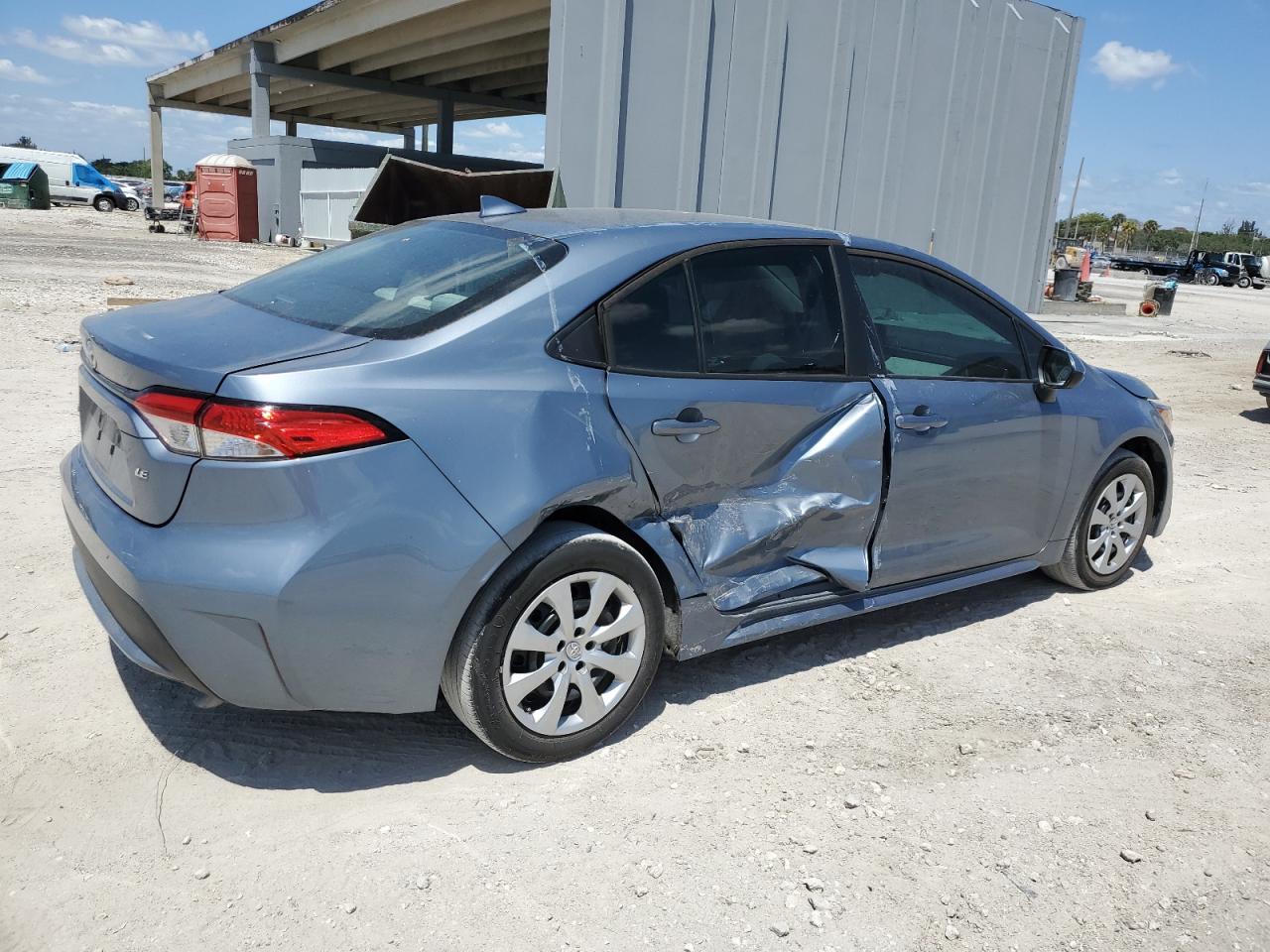 Photo 2 VIN: 5YFEPMAEXNP363809 - TOYOTA COROLLA 