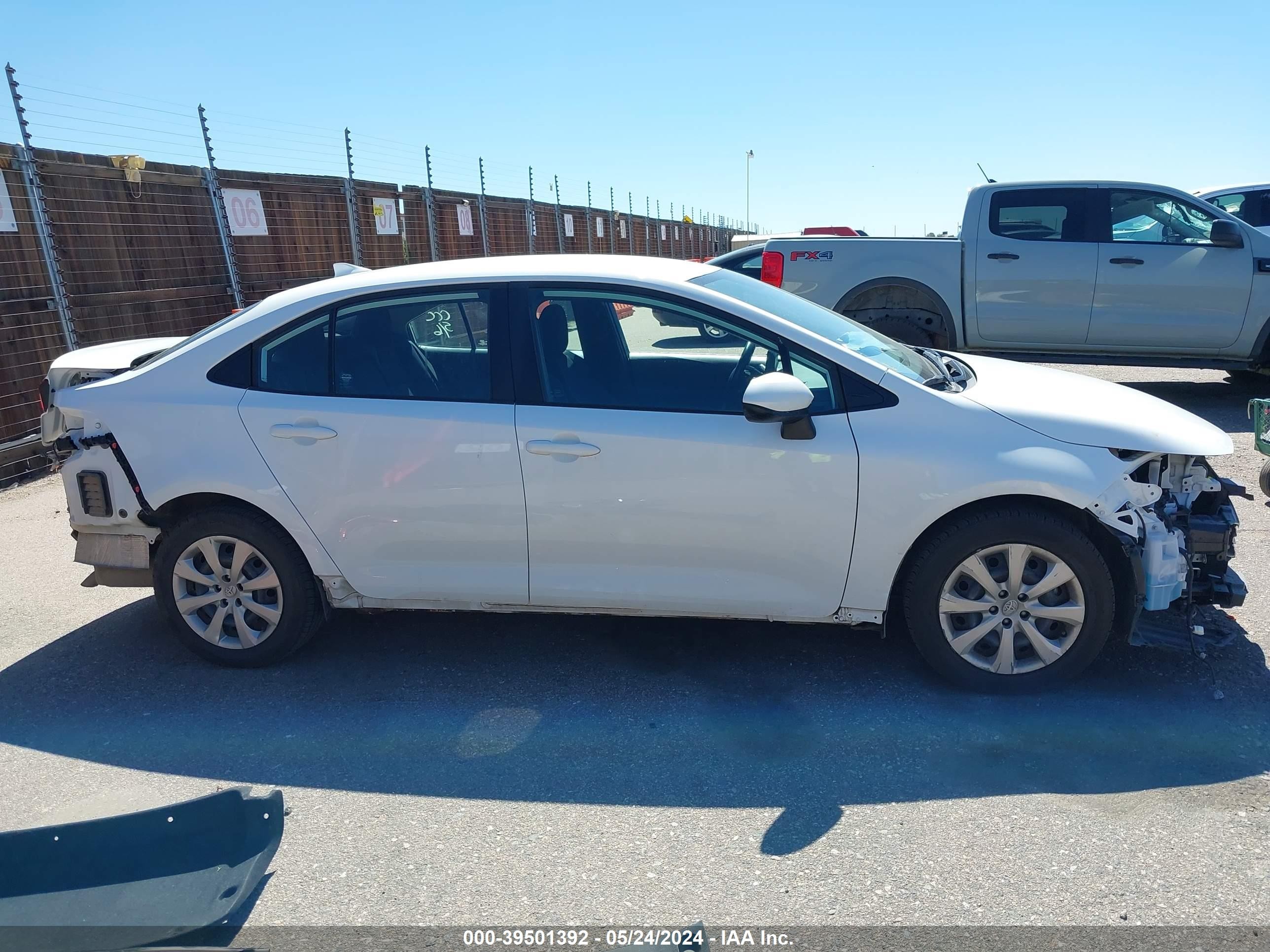 Photo 13 VIN: 5YFEPMAEXNP364989 - TOYOTA COROLLA 