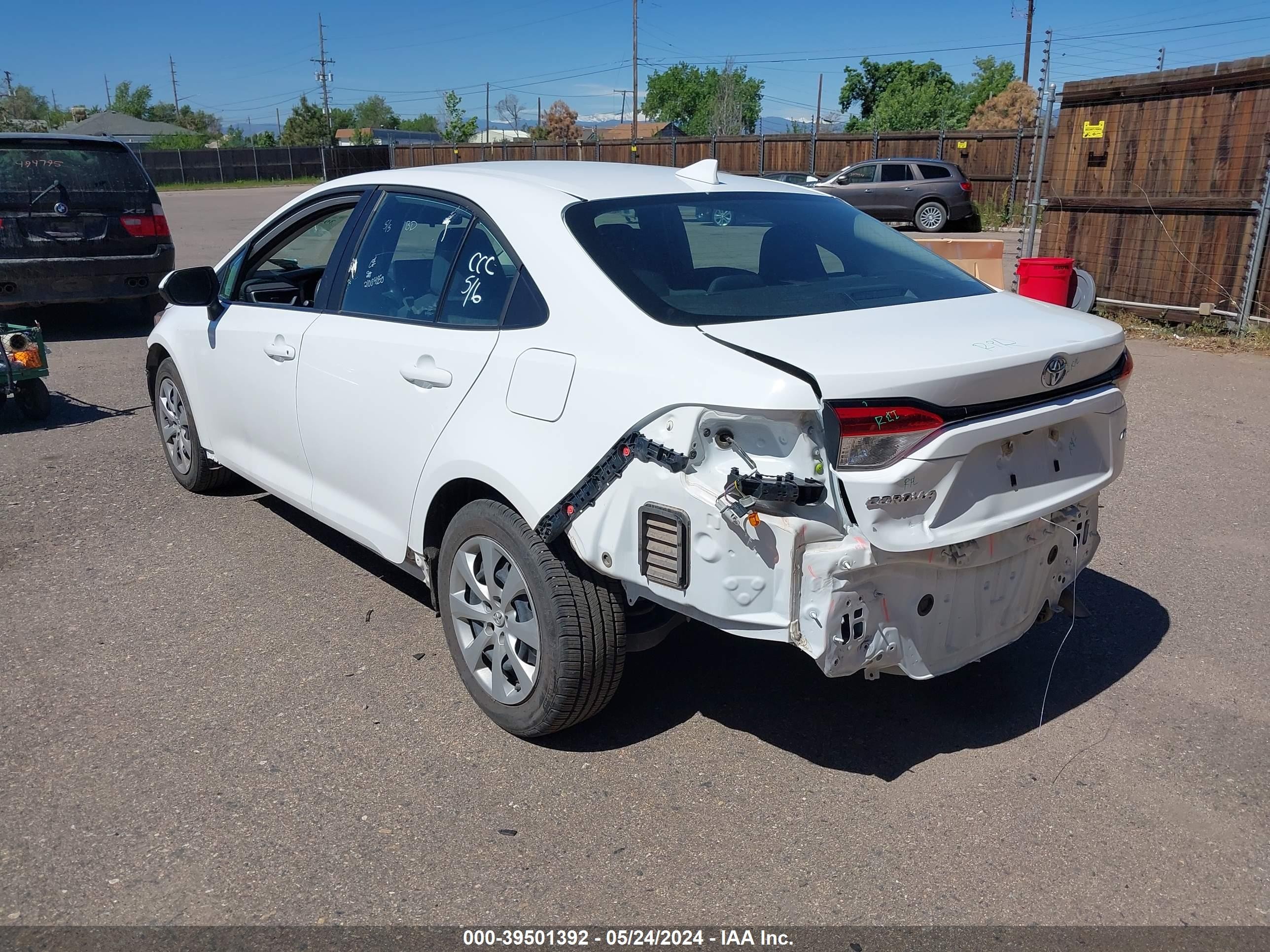 Photo 2 VIN: 5YFEPMAEXNP364989 - TOYOTA COROLLA 