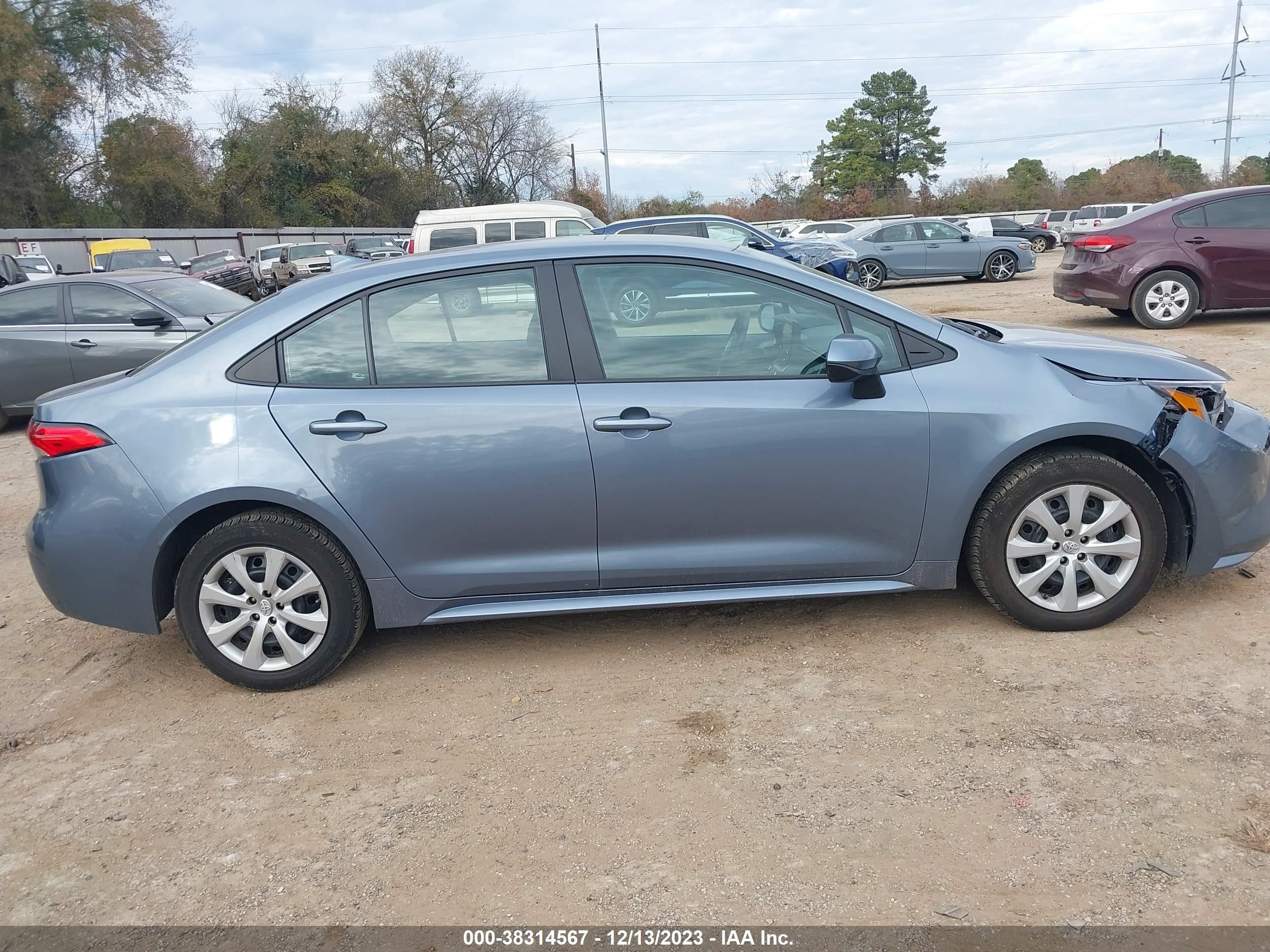 Photo 12 VIN: 5YFEPMAEXNP367326 - TOYOTA COROLLA 