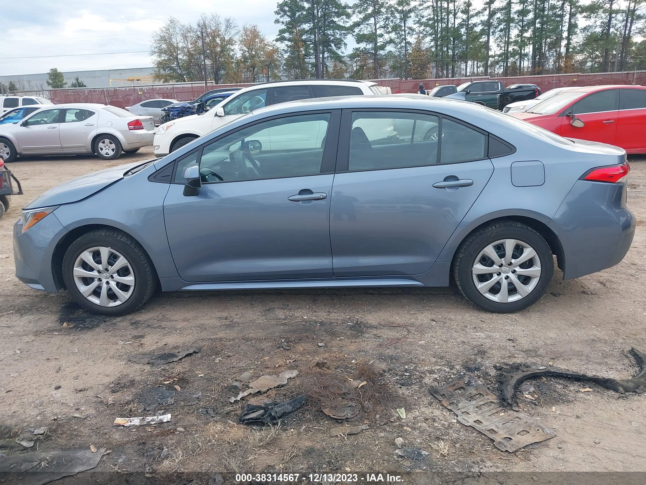 Photo 13 VIN: 5YFEPMAEXNP367326 - TOYOTA COROLLA 