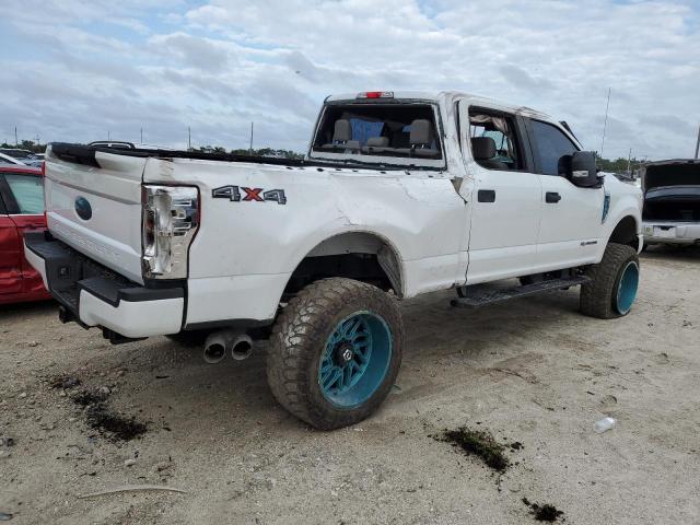 Photo 2 VIN: 5YFEPRAE3LP091436 - FORD F250 