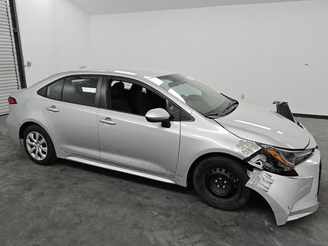 Photo 3 VIN: 5YFEPRAE6LP125949 - TOYOTA COROLLA LE 