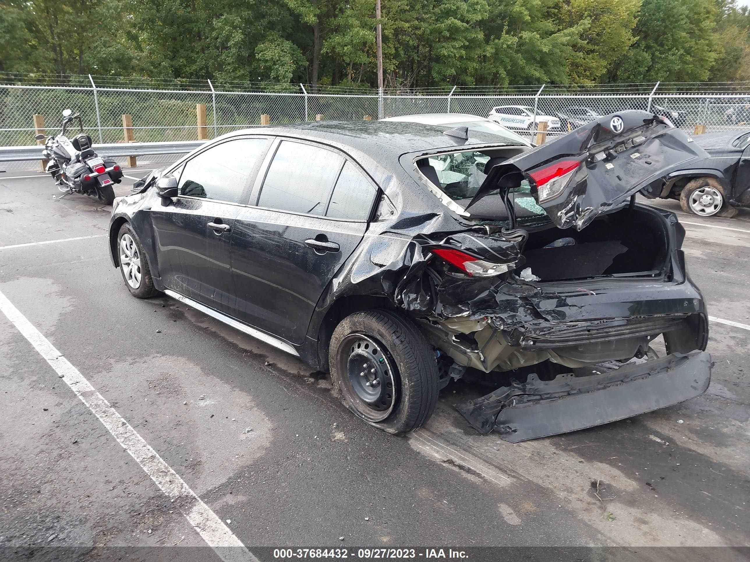 Photo 2 VIN: 5YFEPRAEXLP084399 - TOYOTA COROLLA 