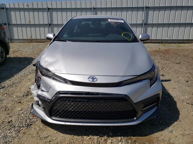 Photo 4 VIN: 5YFS4MCE1NP132421 - TOYOTA COROLLA SE 