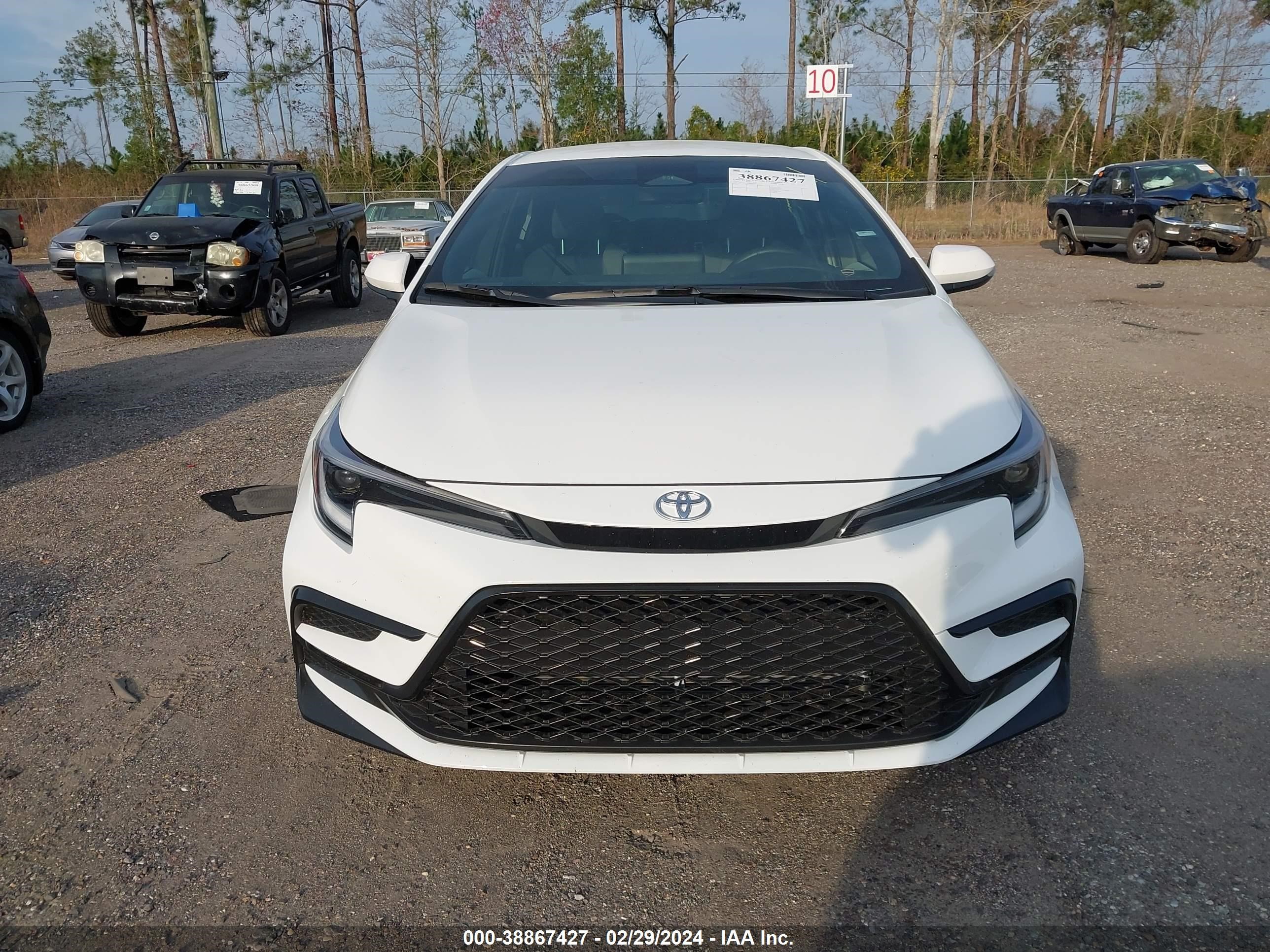 Photo 11 VIN: 5YFS4MCE1RP171810 - TOYOTA COROLLA 