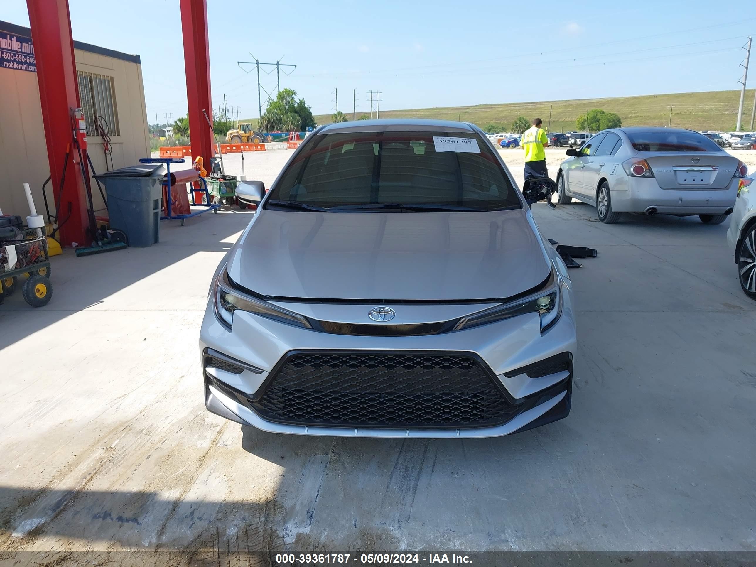 Photo 12 VIN: 5YFS4MCE1RP173704 - TOYOTA COROLLA 